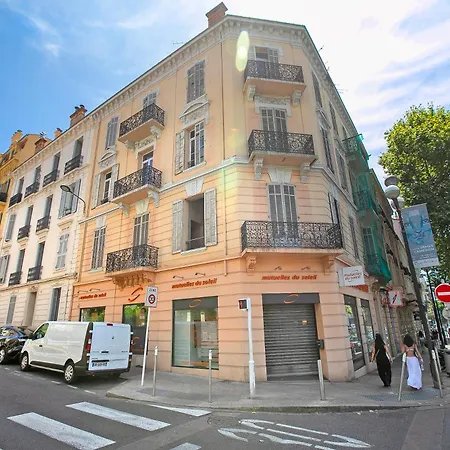 Cosy Duplex Mimosa Center - Happy 아파트