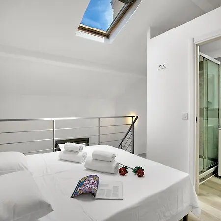 Cosy Duplex Mimosa Center - Happy 아파트